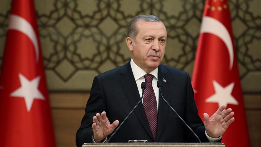 Cumhurbaşkanı Erdoğan Başkanlığında Fon Krizi Zirvesi: Ekonomik Yönetim Bir Araya Geldi
