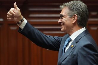 Bolivya'da Ekonomik Reform: IMF ile 1,9 Milyar Dolarlık Anlaşma ve Sübvansiyon Kesintisi