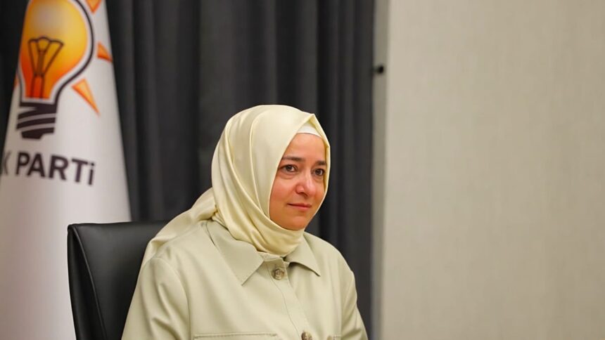 AK Parti Genel Başkan Yardımcısı Fatma Betül Sayan Kaya Görevinden İstifa Etti