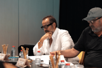 Ata Demirer’in Yeni Filmi 'Pervaneler' İçin Vizyon Tarihi ve Kadro Detayları Netleşti