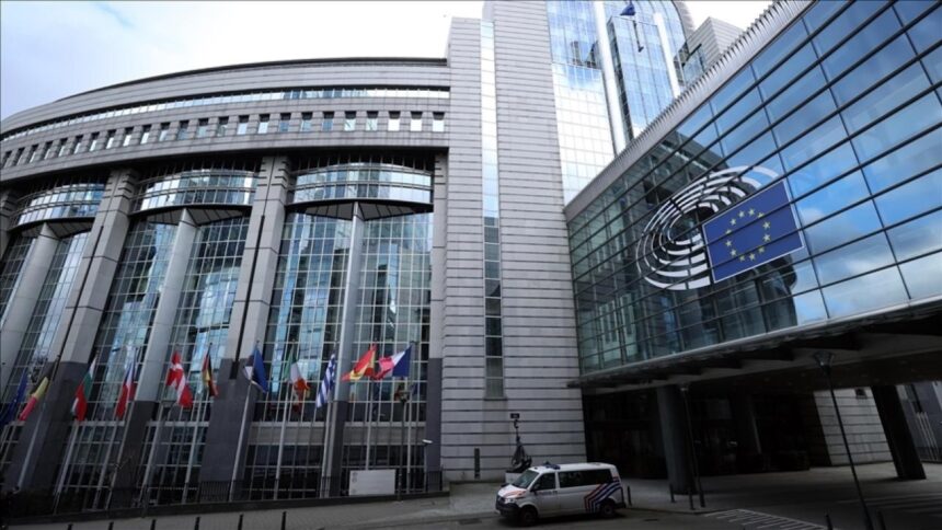 Avrupa Birliği'nden Ukrayna'ya 3 Milyar Euroluk Yeni Finansal Destek