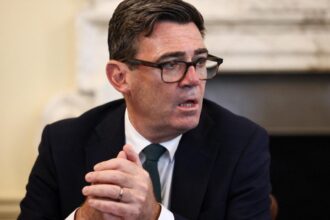 İngiltere Başbakanı Burnham'dan Brexit Değerlendirmesi: Faydadan Çok Zarar Getirdi