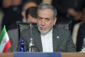 İran'da Diplomatik Hareketlilik: ABD'den Gelen Teklif Cumhurbaşkanı Pezeşkiyan'a Sunuldu