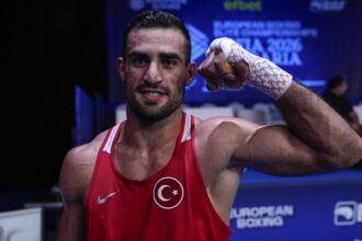 Milli Boksör Emrah Yaşar Avrupa Şampiyonası'nda Finalde