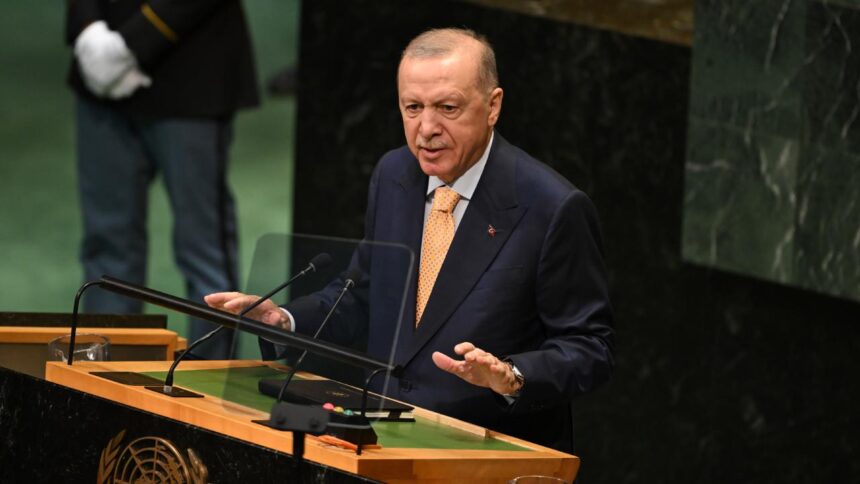 Cumhurbaşkanı Erdoğan'ın BM Genel Kurulu'ndaki Kritik Mesajları Dünya Basınında Manşetlerde