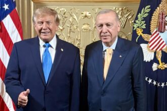 ABD Büyükelçisi Barrack: Erdoğan ve Trump Arasında Güçlü Bir İletişim Hattı Var