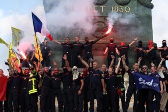 Fransa'da Eğitim Reformu Protestoları: 400'den Fazla Gözaltı