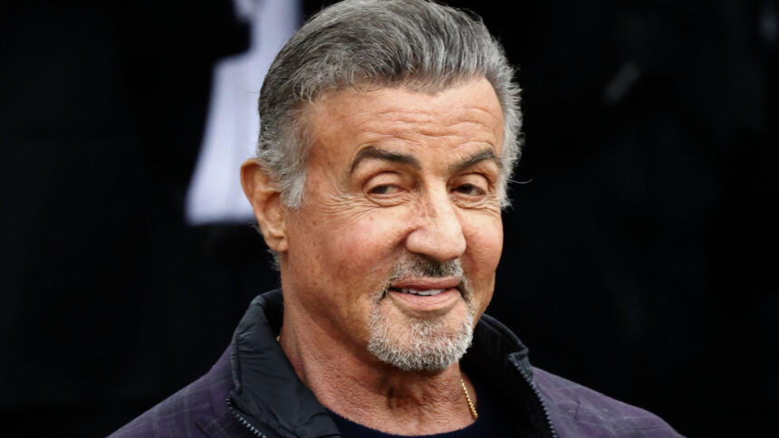 Sylvester Stallone'dan Şok İtiraf: Lise Yıllarında Psikiyatri Servisinde Saldırıya Uğradım