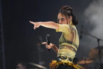 Zeynep Bastık’tan Konserindeki Kavgaya Sert Tepki: Ayıptır Ya!