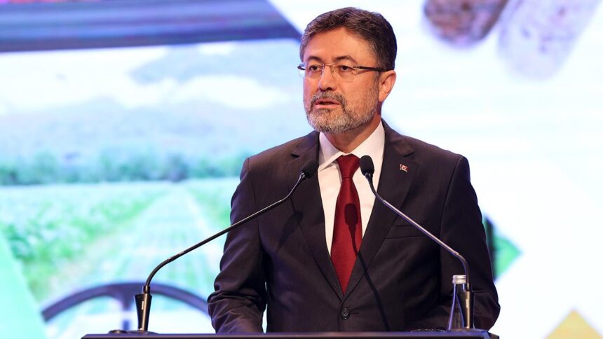 Bakan Yumaklı Duyurdu: Buğday ve Arpada Rekor Üretim Beklentisi