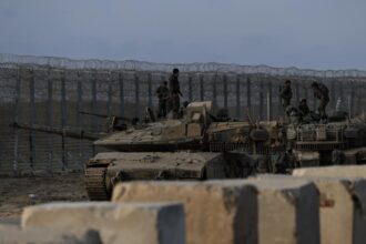 Uydu Görüntüleri Doğruladı: Gazze'deki Enkaz Alanlarına Askeri Üsler Kuruluyor