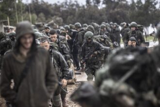Eski Başbakan Bennett’ten İsrail Ordusu İçin Kritik Uyarı: Çöküş Riski Kapıda