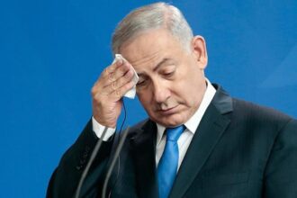 Eski Savunma Bakanı Yaalon'dan İsrail Muhalefetine 'Netanyahu' Çağrısı