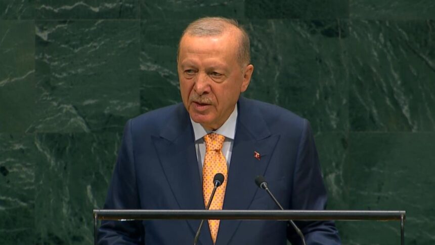 Cumhurbaşkanı Erdoğan BM 81. Genel Kurulu'nda Dünya Liderlerine Sesleniyor