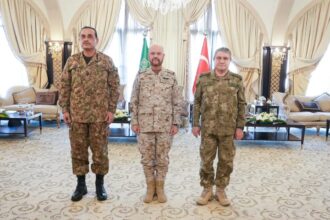 Genelkurmay Başkanı Orgeneral Bayraktaroğlu Riyad'daki Savunma Zirvesine Katıldı