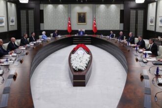 Cumhurbaşkanlığı Kabinesi Beştepe'de Toplandı: Gündemde Kritik Başlıklar Var