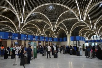 ABD, Bağdat Havalimanı'ndaki Diplomatik Destek Sahasını Irak'a Devretti