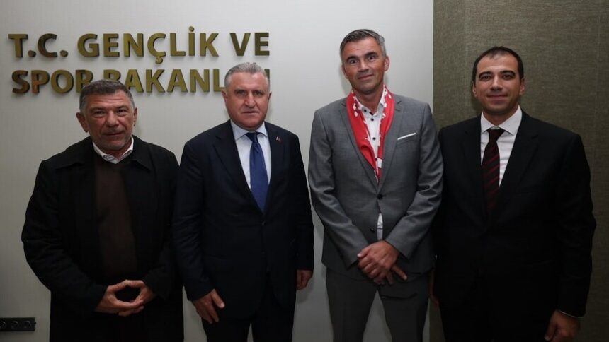 Gençlik ve Spor Bakanı Osman Aşkın Bak, Avrupa Okul Sporları Federasyonu Heyetini Ağırladı