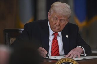 ABD Başkanı Trump'tan Yapay Zeka Yerine 'Süper Zeka' Dönemi