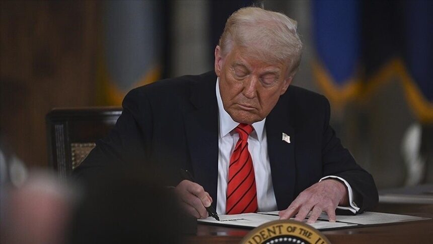 ABD Başkanı Trump'tan Yapay Zeka Yerine 'Süper Zeka' Dönemi