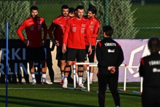 A Milli Futbol Takımı Fransa Karşılaşması İçin Hazırlıklara Başladı