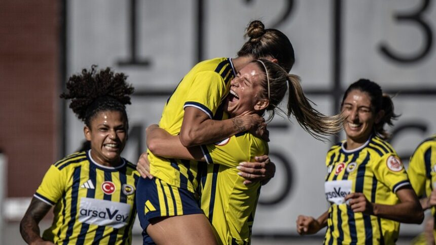 Fenerbahçe Petrol Ofisi, UEFA Kadınlar Şampiyonlar Ligi'nde Minsk ile Kritik Randevuya Çıkıyor