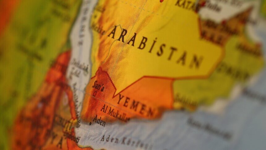 Yemen Ordusu Taiz’de Stratejik Kirfan Dağı’nı Kontrol Altına Aldı