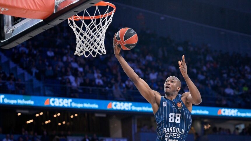 Anadolu Efes, Avrupa Ligi'nde Real Madrid'i Konuk Ediyor