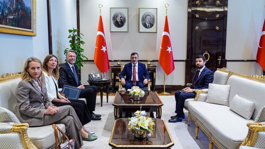 Cumhurbaşkanı Yardımcısı Yılmaz'dan Diplomatik Temaslar: AB ve Üç Ülke Büyükelçisi ile Görüşme