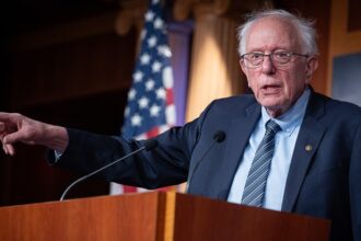 Senatör Bernie Sanders'tan Süper Yapay Zeka Uyarısı: Kontrol Kaybedilebilir