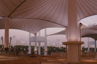 İslami Sanatlar Bienali 2027 İçin Geri Sayım: Baş Küratörler Belli Oldu