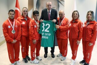 Cumhurbaşkanı Erdoğan, Türkiye Özel Sporcular Spor Federasyonu Heyetini Kabul Etti