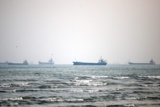 İran'dan Hürmüz Boğazı İçin Yeni Stratejik Eylem Planı: Geçiş Kurallarına Uymayanlara El Koyma Yetkisi