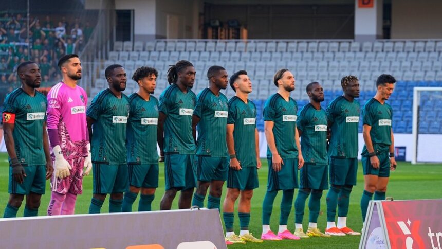 Kocaelispor'dan Tarihi Savunma Başarısı: İç Sahada Geçit Yok