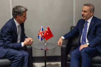 Dışişleri Bakanı Fidan, İngiliz Mevkidaşı Miliband ile New York'ta Görüştü