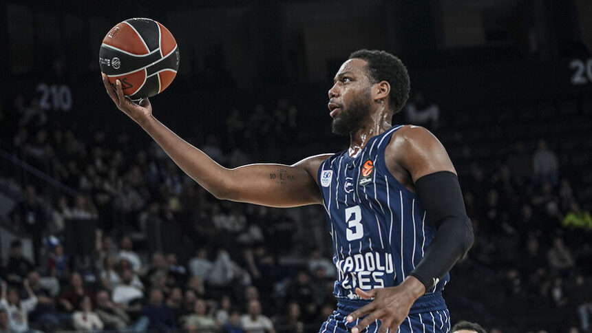 Anadolu Efes Avrupa'da 914. Randevusuna Çıkıyor