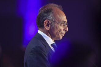 Fransa'da Siyasi Hareketlilik: Eric Zemmour 2027 Cumhurbaşkanlığı Seçimleri İçin Adaylığını Açıkladı