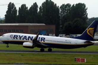 Ryanair CEO'su O'Leary'den Uyarı: Yaz Aylarında Uçak Biletlerinde Yüzde 20'ye Varan Zam Bekleniyor