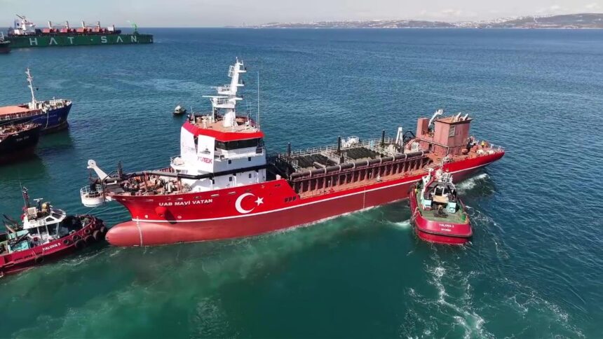 Türkiye'nin İlk Yerli Tarama Gemisi 'UAB Mavi Vatan' Suya İndirildi