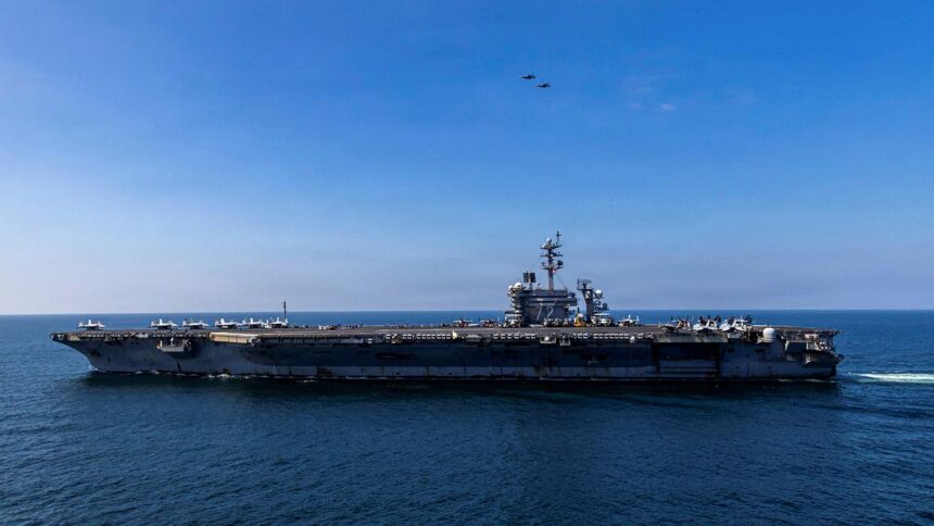 ABD Donanması'nda Kriz: USS Abraham Lincoln Mürettebatından 8 Kişi İntihar Girişiminde Bulundu