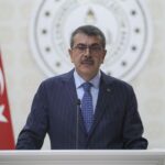 Bakan Tekin'den Ebeveynlere Dijital Takip Uyarısı: Okullarda Yeni Güvenlik Stratejisi