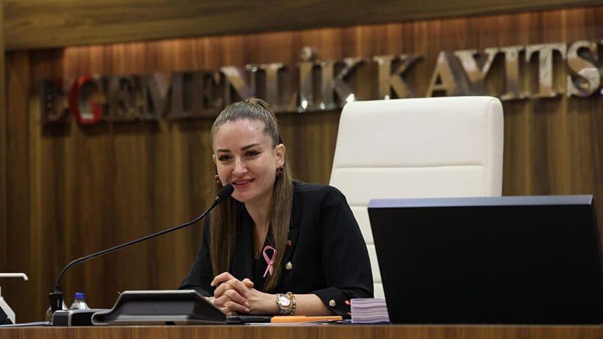Antalya Büyükşehir Belediye Başkanvekili Özdemir'den 'Parti Değiştirme' İddialarına Yanıt