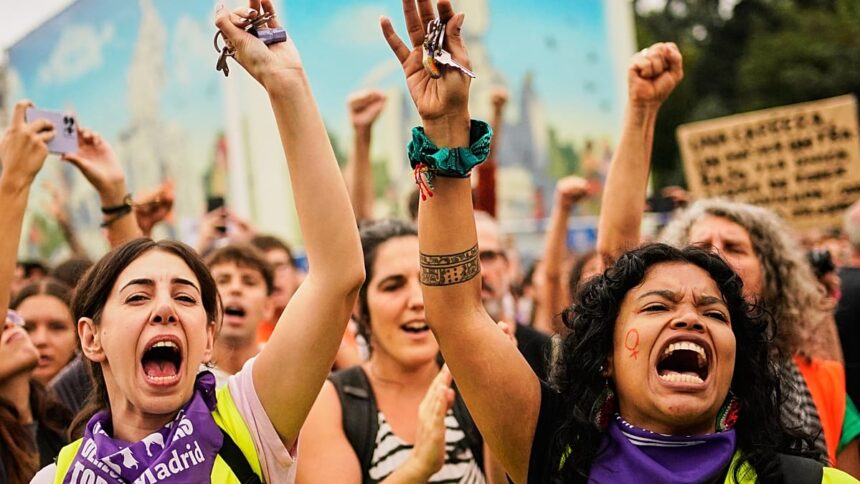 Madrid'de Büyük Konut Krizi Protestosu: On Binlerce Kişi Sokaklara İndi