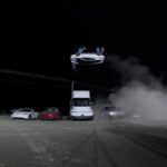 Elon Musk Havada Uçabilen Yeni Nesil Tesla Roadster'ı Teksas'ta Tanıttı