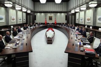 MGK Toplantısı Sona Erdi: 'Terörsüz Türkiye' Hedefi ve Bölgesel Krizler Masada