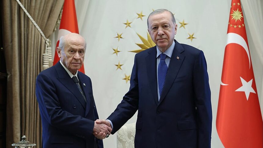 MHP Lideri Bahçeli'den Cumhurbaşkanı Erdoğan'ın Adaylığı İçin Seçim Yenileme Çağrısı