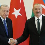 Yeni Azerbaycan Partisi'nden Türkiye'deki Başörtüsü Tartışmalarına İlişkin Açıklama