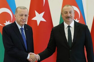 Yeni Azerbaycan Partisi'nden Türkiye'deki Başörtüsü Tartışmalarına İlişkin Açıklama