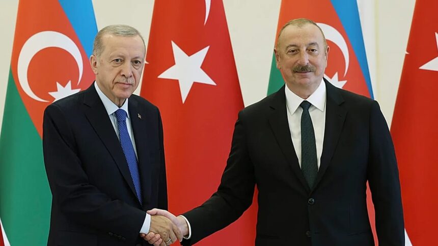 Yeni Azerbaycan Partisi'nden Türkiye'deki Başörtüsü Tartışmalarına İlişkin Açıklama