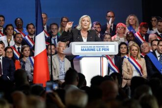 Marine Le Pen'den AB Zirvesi Öncesi Türkiye Çağrısı: Destekler Kesilmeli